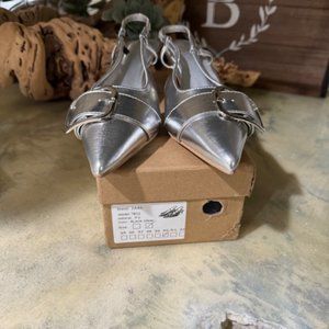 Zara Womens Kitten SlingBack Heels Pumps Silver Metallic US 9 EU 40 NWT